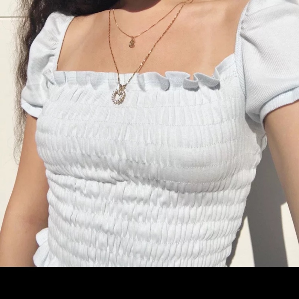 White square neck puff sleeve ruched top